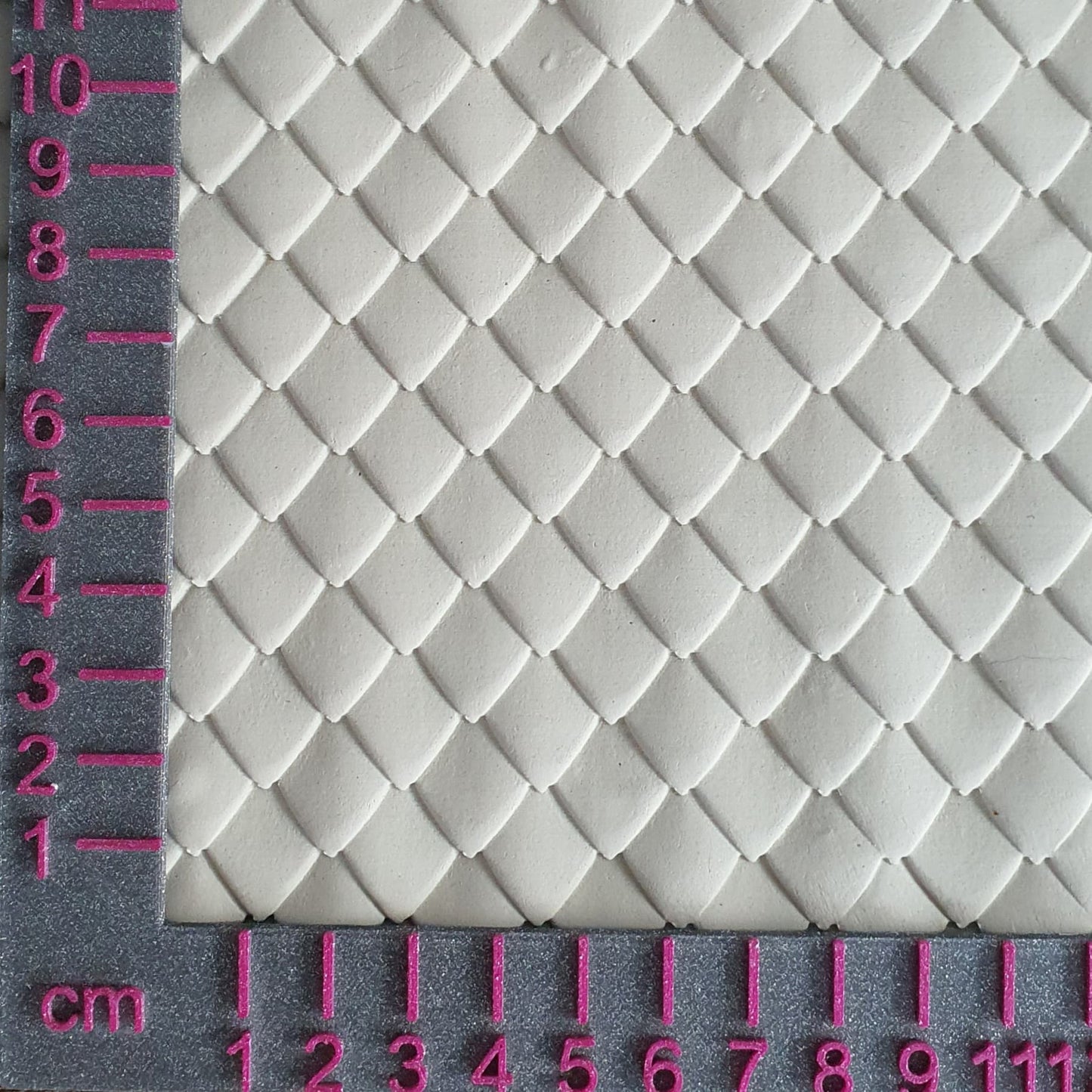 Rouleau de structure écailles de dragon