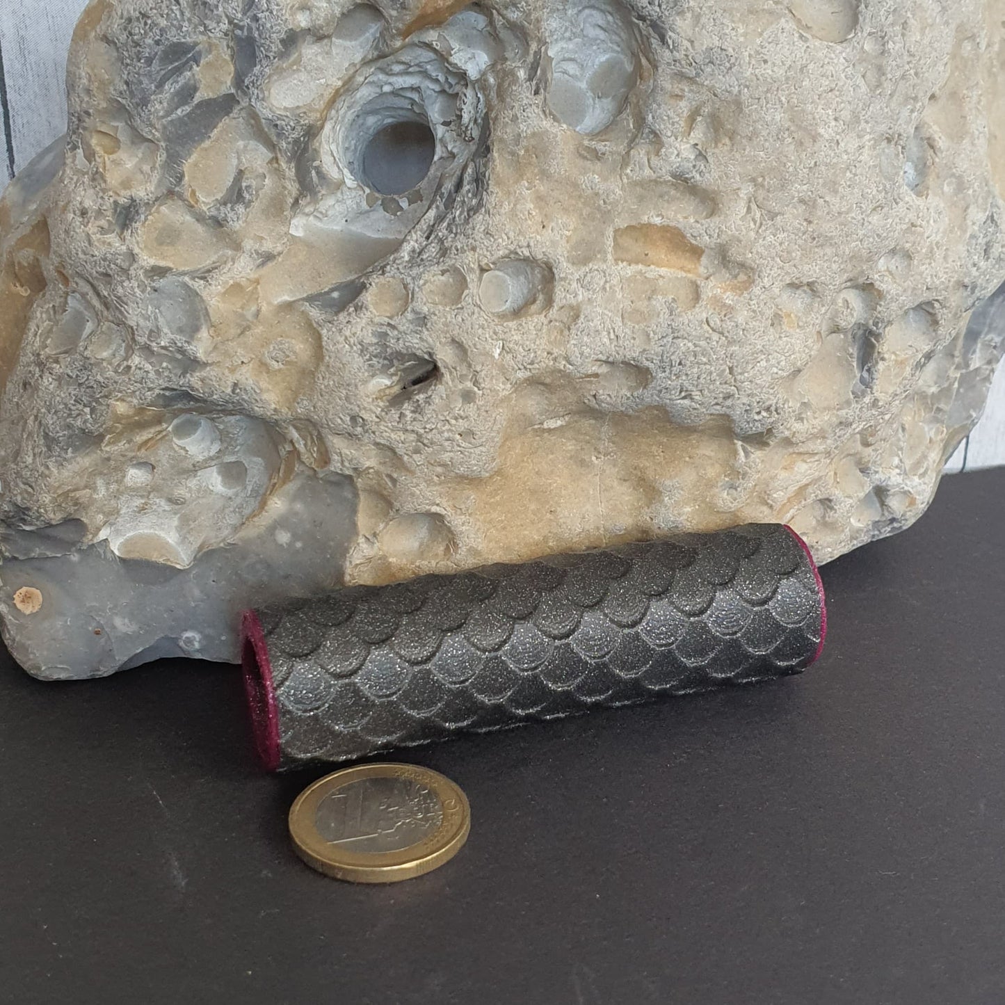 Structure en écailles de poisson/bardeaux de toit en rouleau