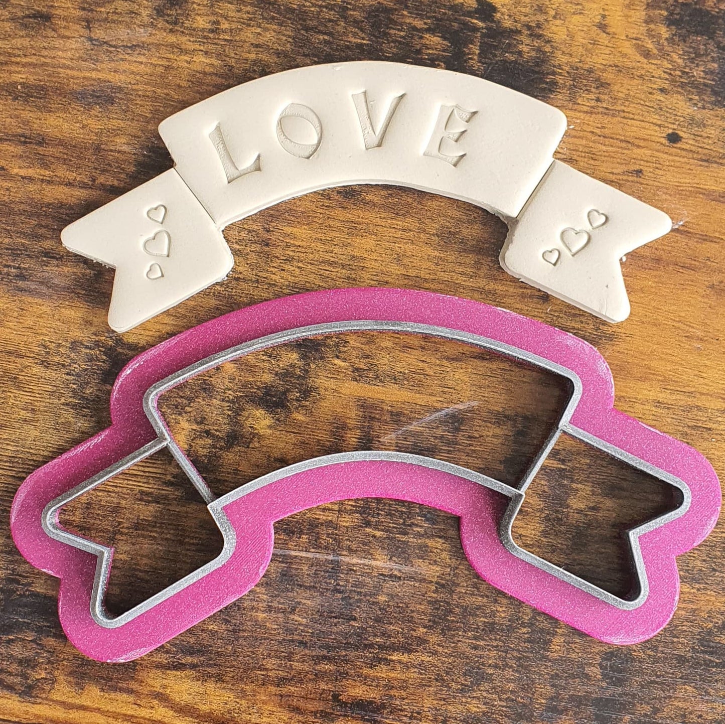 Cookie cutter banderole / banner