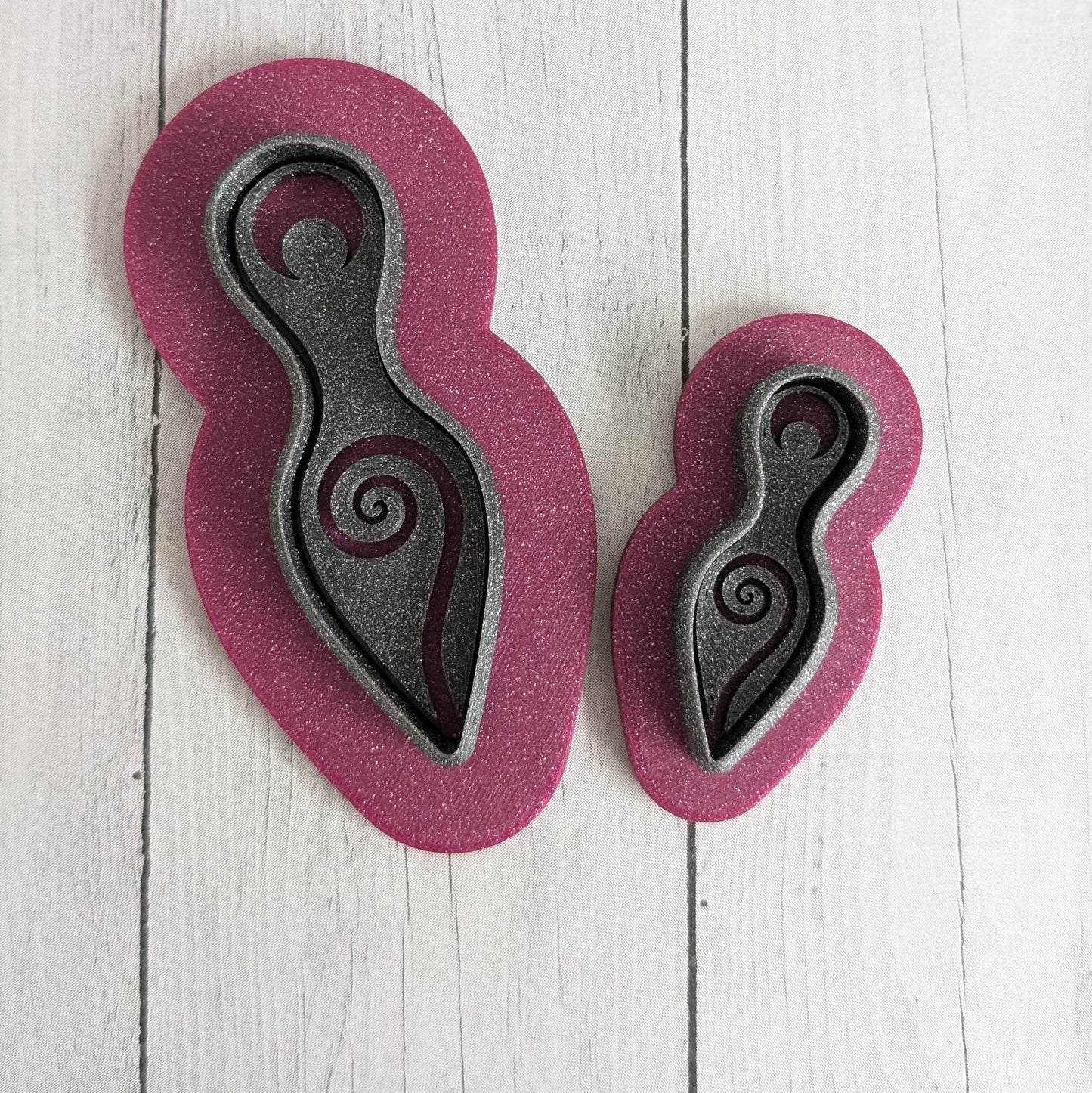 Ausstecher mit Stempel - Spiralgöttin