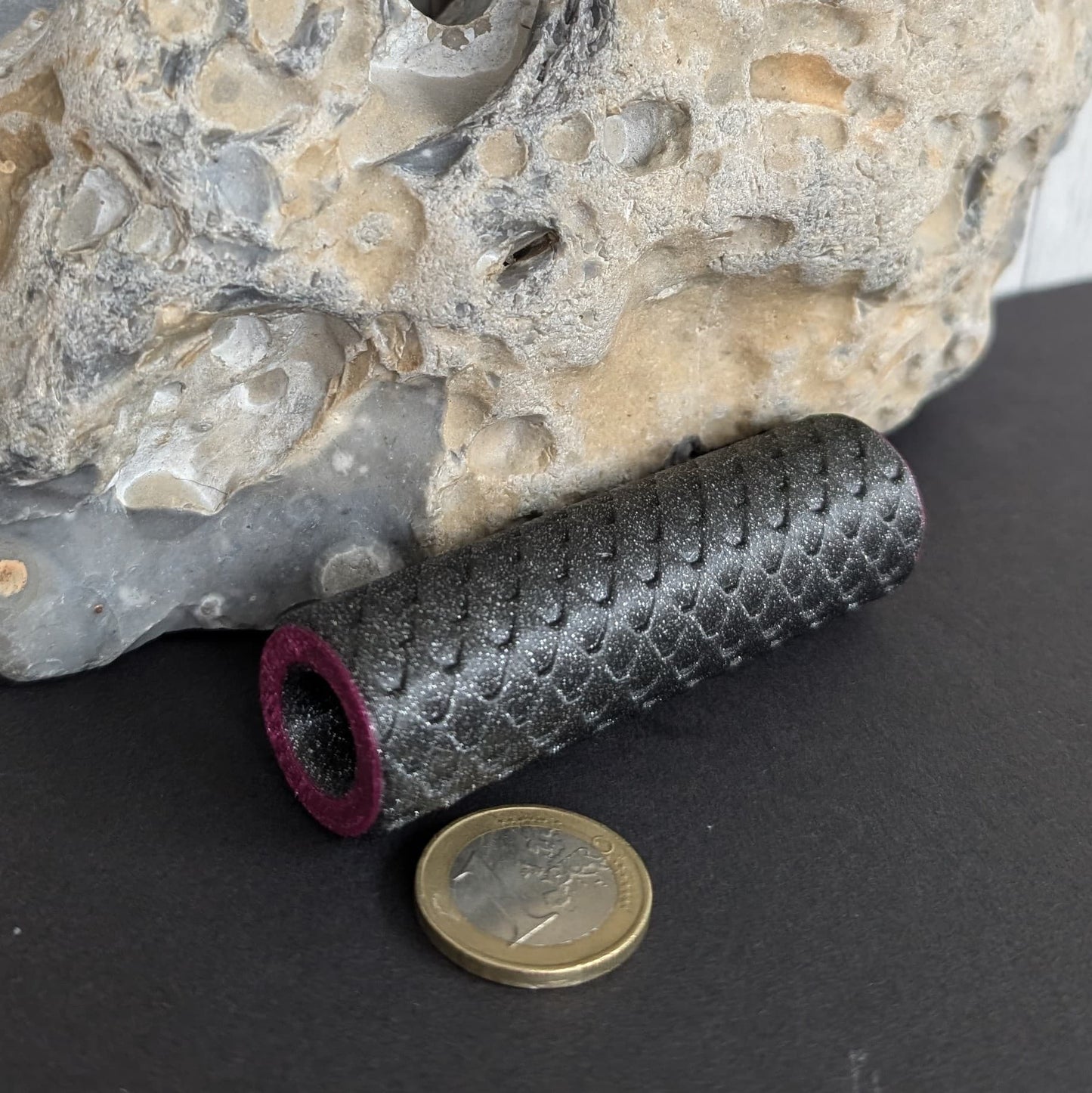 Structure en écailles de poisson/bardeaux de toit en rouleau