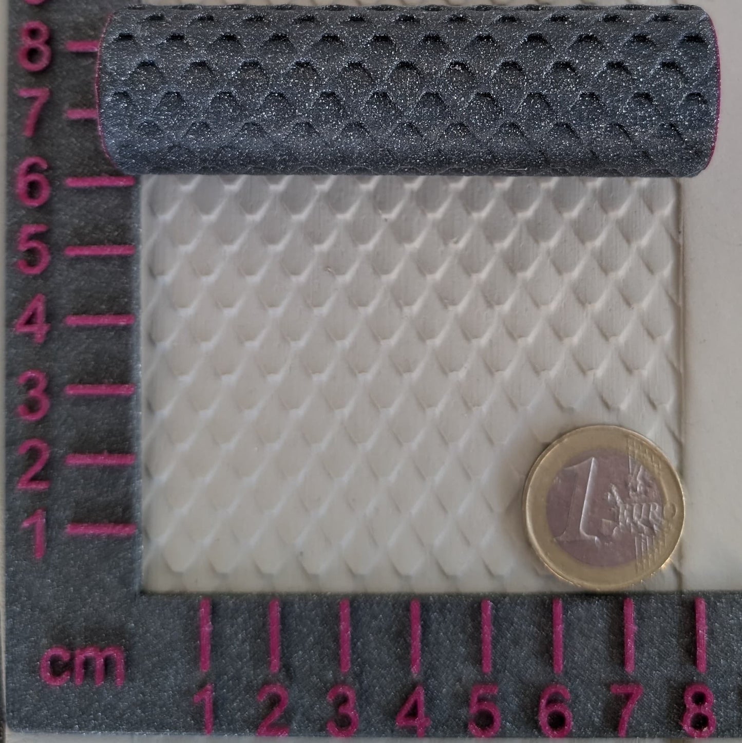 Structure en écailles de poisson/bardeaux de toit en rouleau