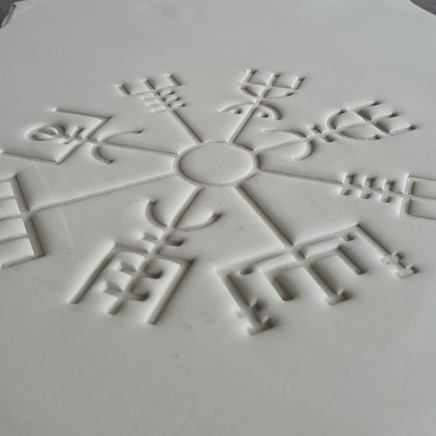 Stempelplatte Vegvisir ohne Runenkranz