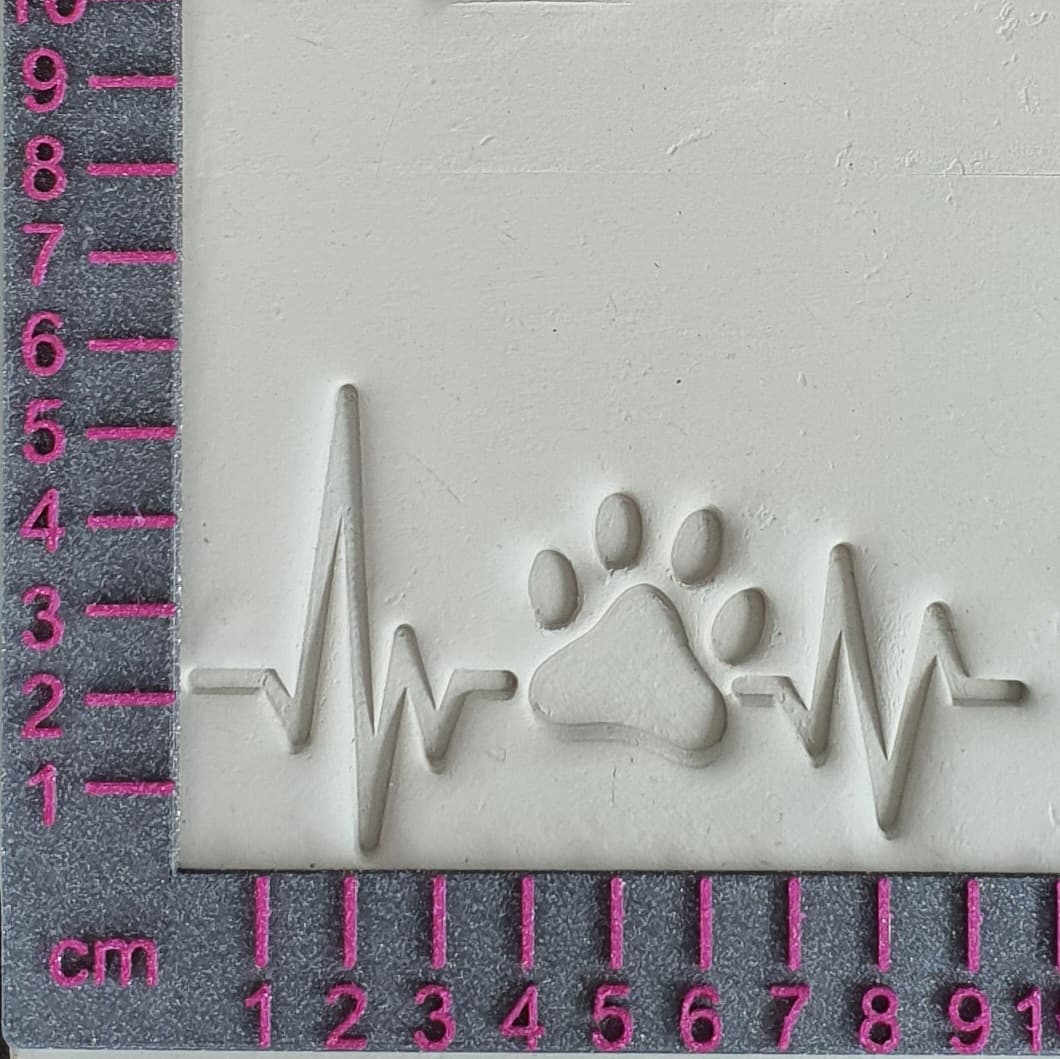 Stamp plate heartbeat cat