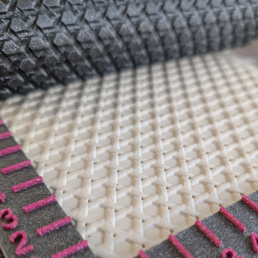 Structure roll basket weave II