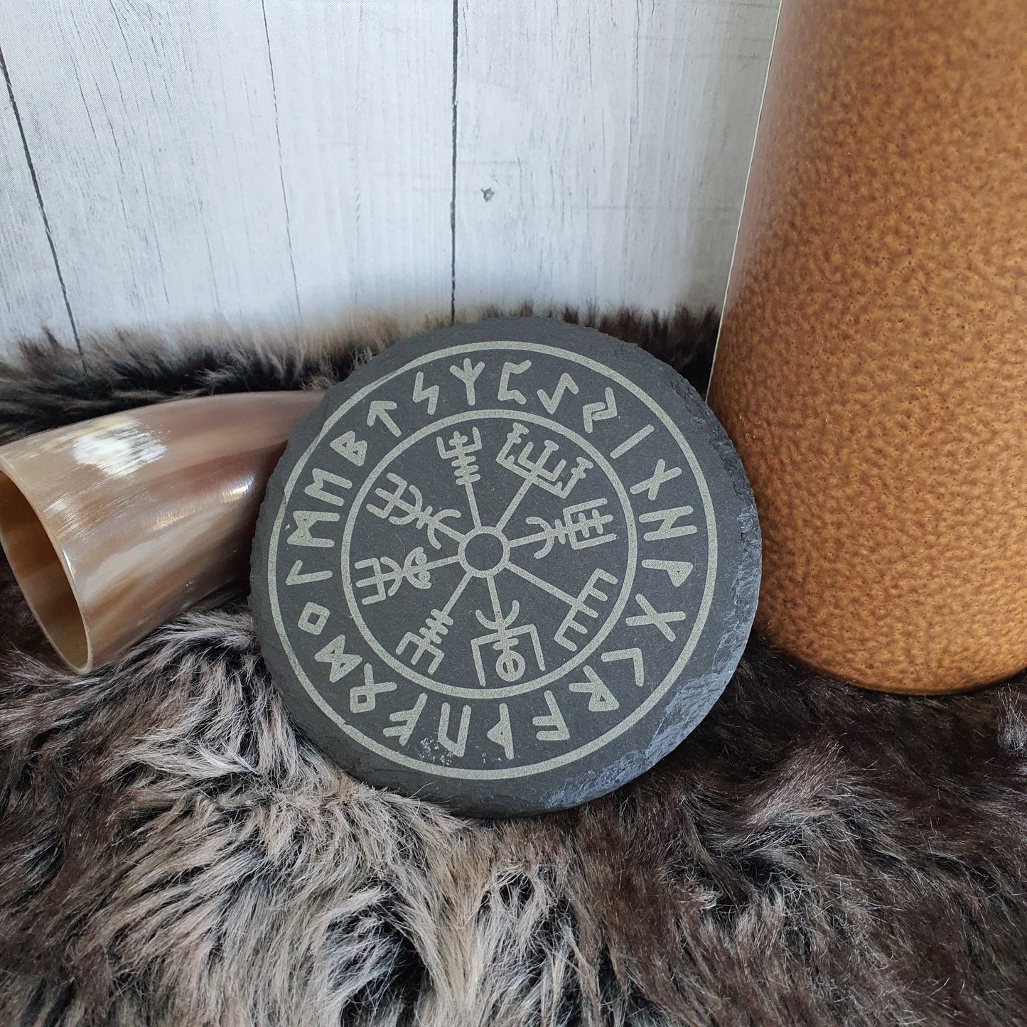 Slate coaster Vegvisir with rune wreath